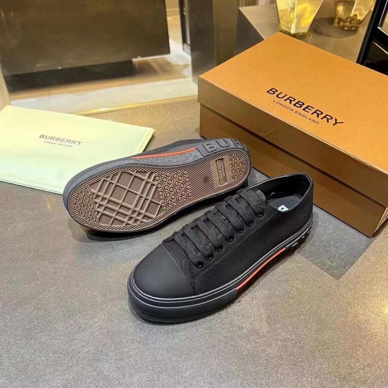 Burberry Low Shoes